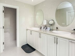 3650 N 36th Ave 2, Hollywood FL 33021