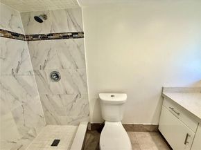232 NE 12th Ave 201, Hallandale Beach FL 33009