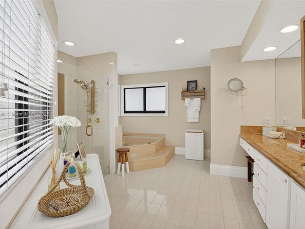 10755 Stonebridge Blvd, Boca Raton FL 33498