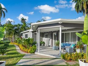 1155 Tyler St, Hollywood FL 33019
