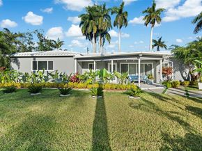 1155 Tyler St, Hollywood FL 33019