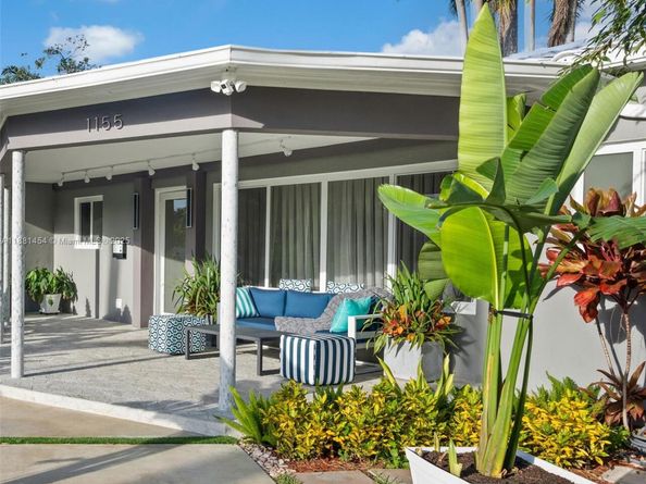 1155 Tyler St, Hollywood FL 33019