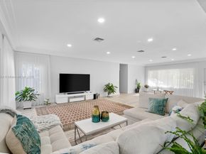 1155 Tyler St, Hollywood FL 33019