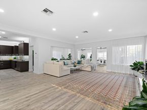 1155 Tyler St, Hollywood FL 33019