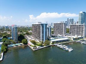 1925 Brickell Ave D610, Miami FL 33129