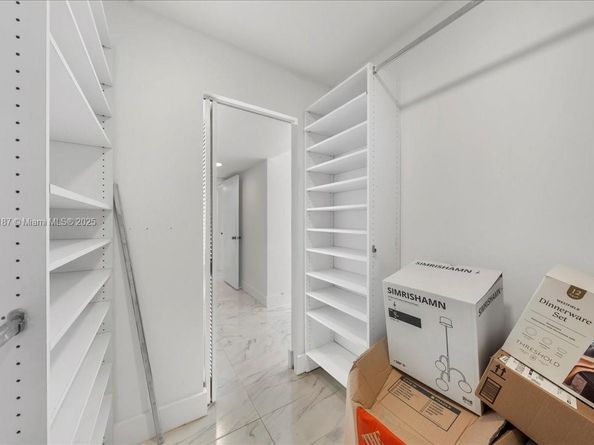 1925 Brickell Ave D610, Miami FL 33129