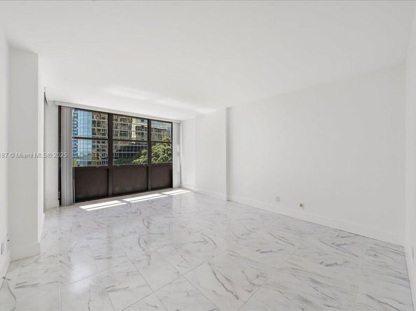 1925 Brickell Ave D610, Miami FL 33129