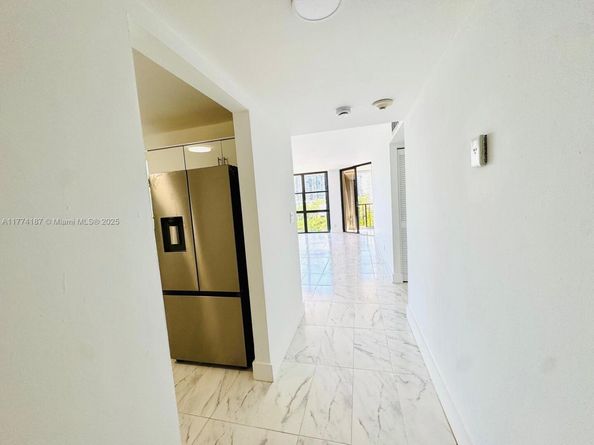1925 Brickell Ave D610, Miami FL 33129