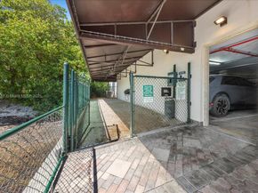 1925 Brickell Ave D610, Miami FL 33129