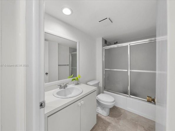 1925 Brickell Ave D610, Miami FL 33129