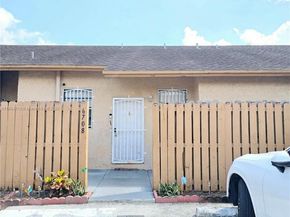 6708 NW 193rd Ter, Hialeah FL 33015