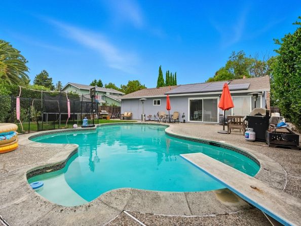 33911 Mello Way, Fremont CA 94555