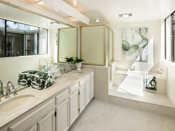 23 Bay Tree Lane, Los Altos CA 94022