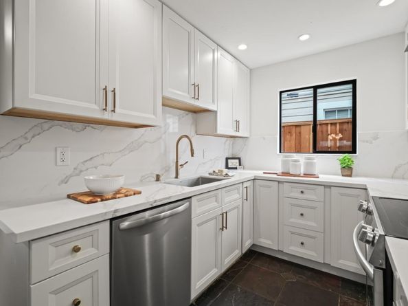 148 Myrtle Street, Santa Cruz CA 95060