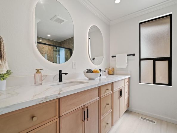 148 Myrtle Street, Santa Cruz CA 95060