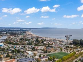 148 Myrtle Street, Santa Cruz CA 95060