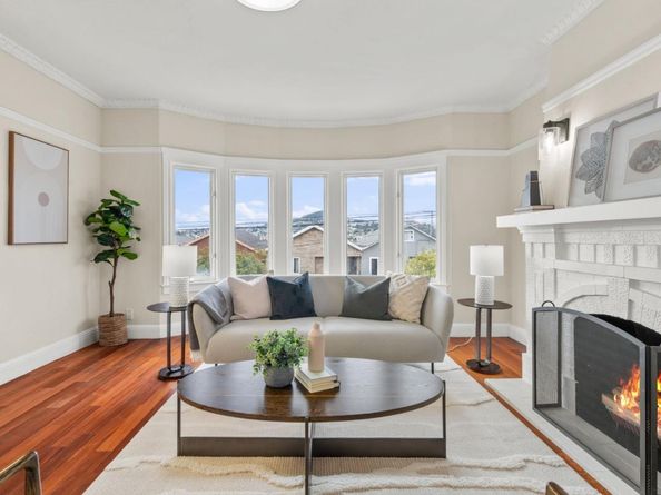 207 Edinburgh Street, San Francisco CA 94112