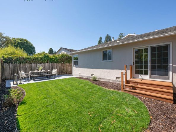 1701 Francis Court, Belmont CA 94002
