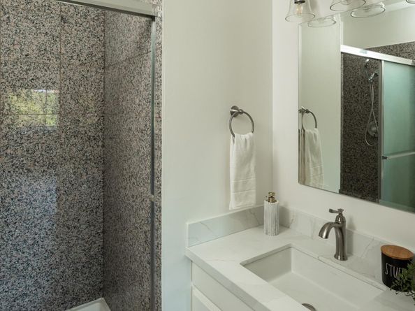 2111 Latham 321, Mountain View CA 94040