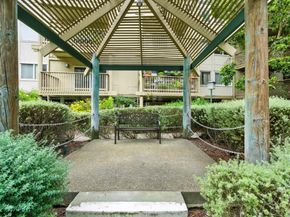 373 Half Moon Lane 108, Daly City CA 94015