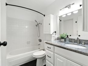 373 Half Moon Lane 108, Daly City CA 94015