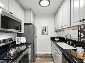 373 Half Moon Lane 108, Daly City CA 94015