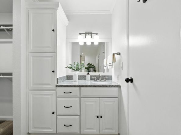 373 Half Moon Lane 108, Daly City CA 94015