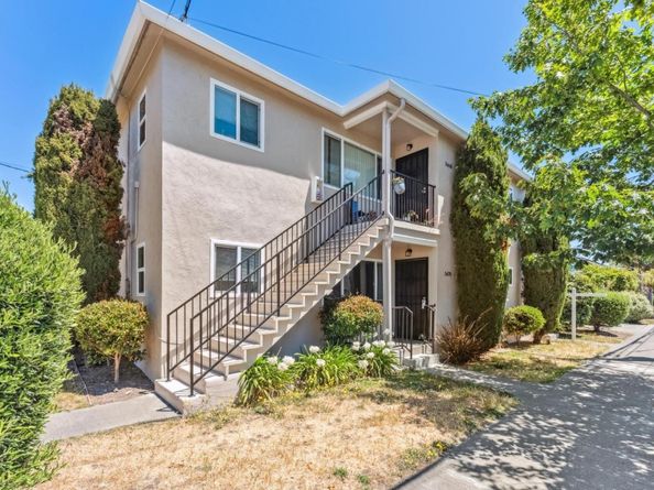 5664 Gaskill Street, Oakland CA 94608
