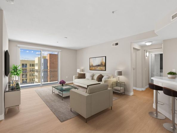 809 Auzerais Avenue 429, San Jose CA 95126