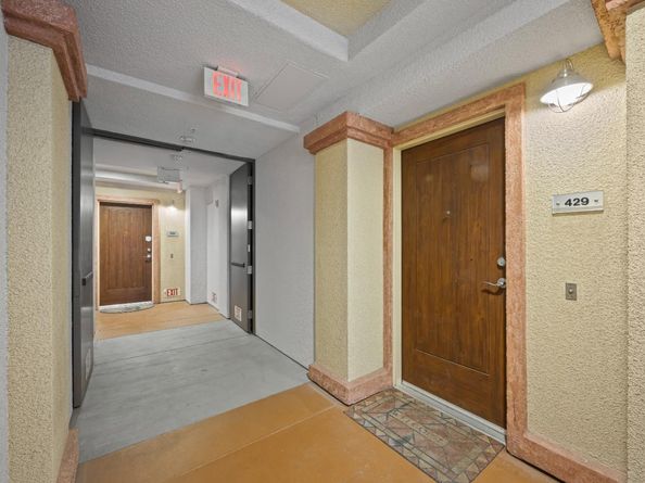 809 Auzerais Avenue 429, San Jose CA 95126