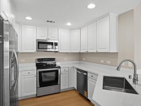 809 Auzerais Avenue 429, San Jose CA 95126