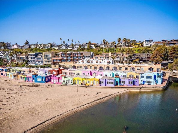 522 Oak Drive, Capitola CA 95010