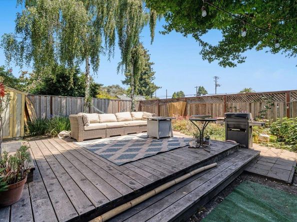 522 Oak Drive, Capitola CA 95010