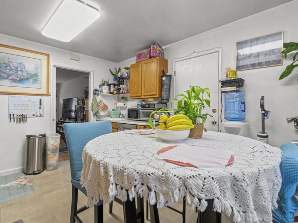 1827 Woodland Avenue, East Palo Alto CA 94303