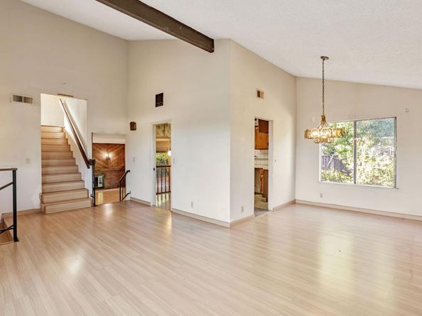 207 Redwood Avenue, Milpitas CA 95035