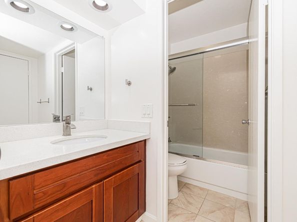425 Costa Mesa Terrace F, Sunnyvale CA 94085