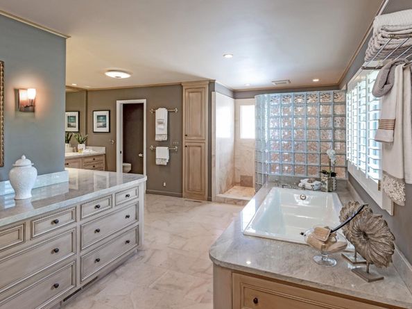 16000 Greenwood Road, Monte Sereno CA 95030