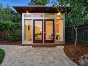 792 Bond Way, Mountain View CA 94040