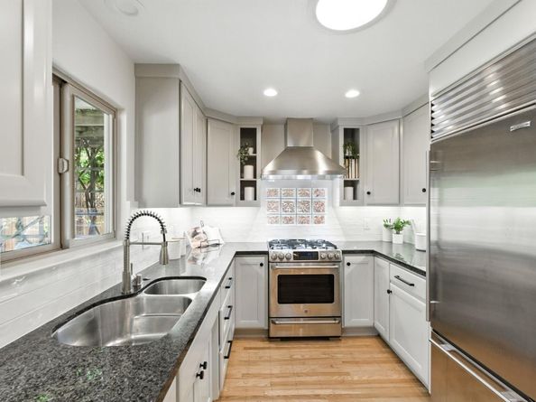 792 Bond Way, Mountain View CA 94040