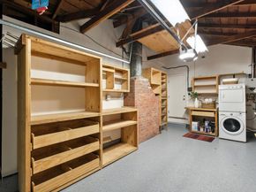 792 Bond Way, Mountain View CA 94040