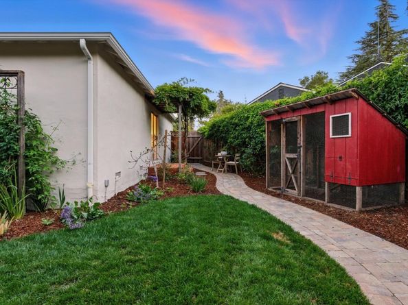 792 Bond Way, Mountain View CA 94040