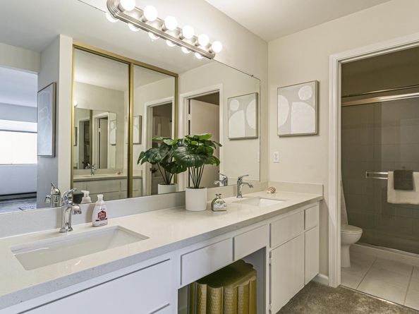 2206 Almaden Road Road B, San Jose CA 95125