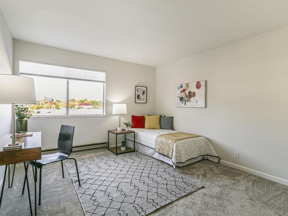 2206 Almaden Road Road B, San Jose CA 95125