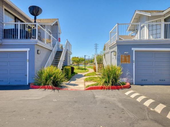 1989 Vista Del Mar, San Mateo CA 94404