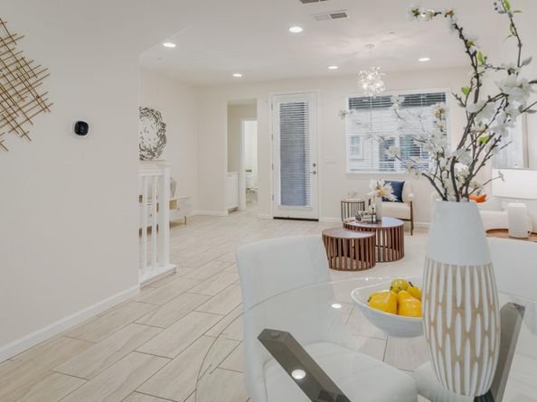 862 White Moonstone Loop, San Jose CA 95123