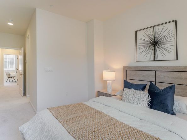 862 White Moonstone Loop, San Jose CA 95123