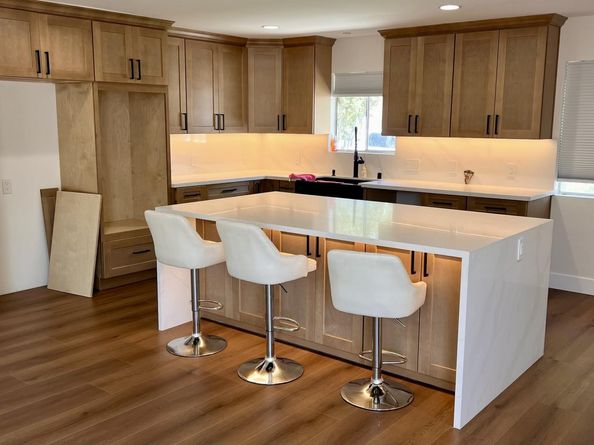 700 Eschenburg Drive, Gilroy CA 95020