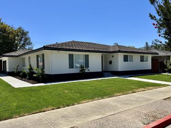 700 Eschenburg Drive