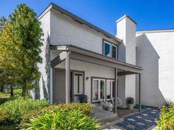 825 Cortez Lane