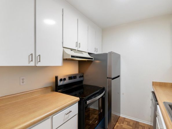 7142 Shelter Creek Lane, San Bruno CA 94066